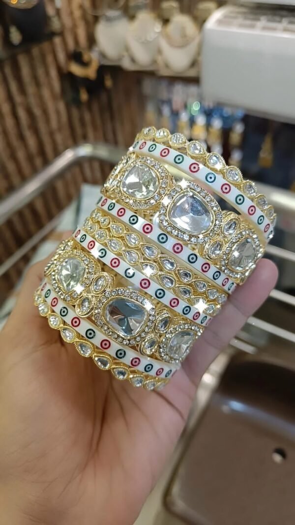 CHOODA KUNDAN SIMPLE BANGLE SET