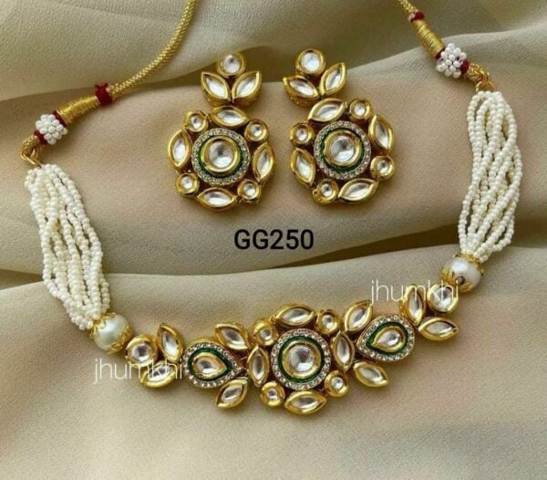 KUNDAN AND PEARL CHOKER SET