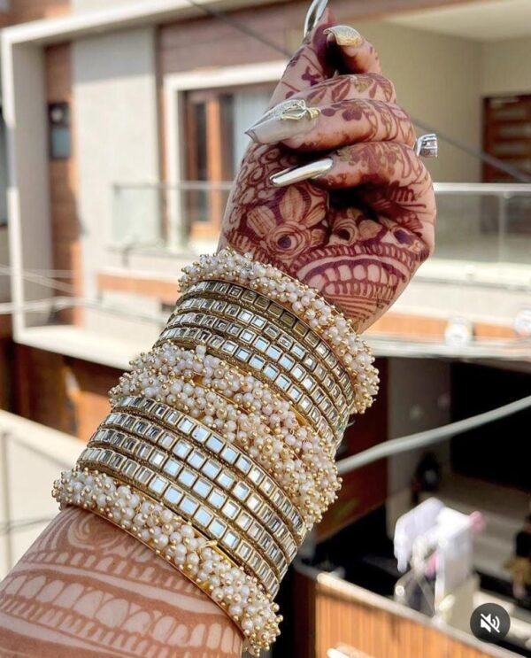 KUNDAN BANGLES WITH PEARL BANGLES