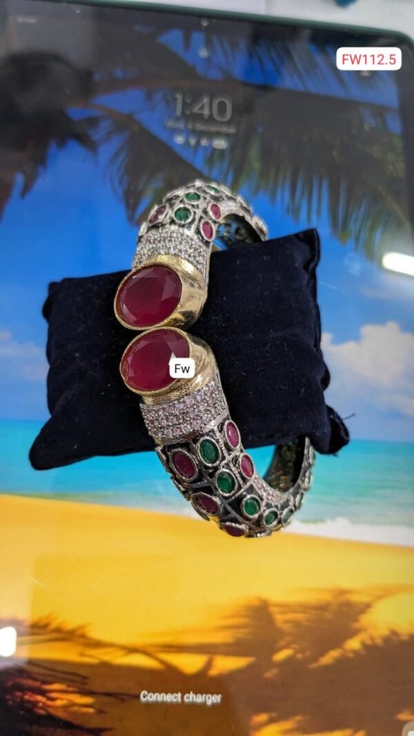 RUBY AND GREEN OPENABLE BANGLE