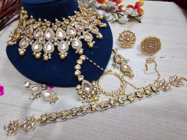 KUNDAN BRIDAL FULL JEWELLERY SET