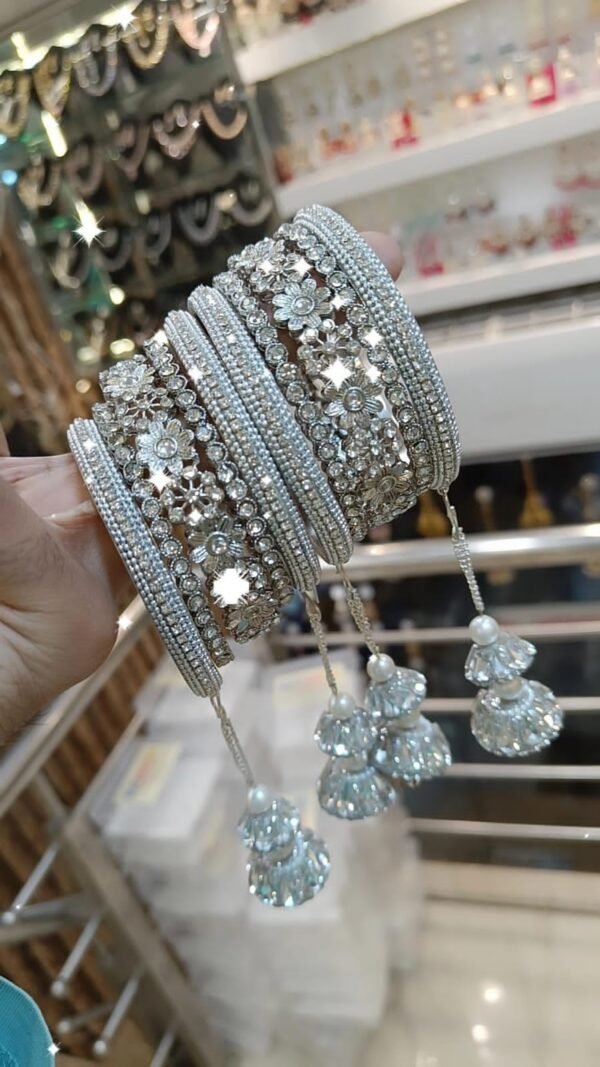 SILVER ANTIQUE JHUMKA BANGLE