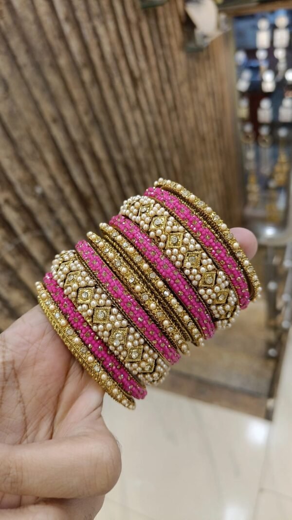 MOTI BANGLE SET