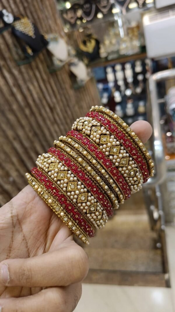 MOTI COLOURED BANGLE