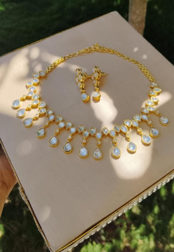 POLKI NECKLACE WITH EARRINGS